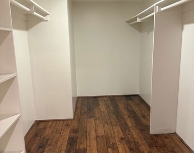 800 W 1st Street - Photo Thumbnail 19