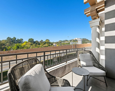 130 S Sepulveda Boulevard - Photo Thumbnail 10