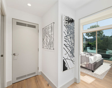 130 S Sepulveda Boulevard - Photo Thumbnail 11