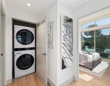 130 S Sepulveda Boulevard - Photo Thumbnail 12