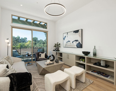 130 S Sepulveda Boulevard - Photo Thumbnail 5