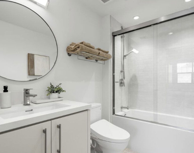130 S Sepulveda Boulevard - Photo Thumbnail 1
