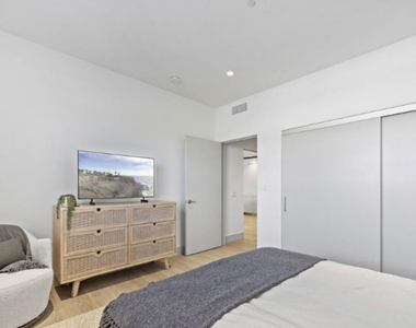 130 S Sepulveda Boulevard - Photo Thumbnail 8