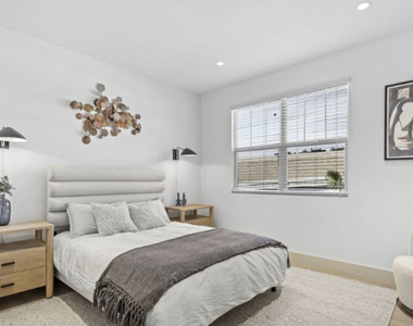 130 S Sepulveda Boulevard - Photo Thumbnail 7