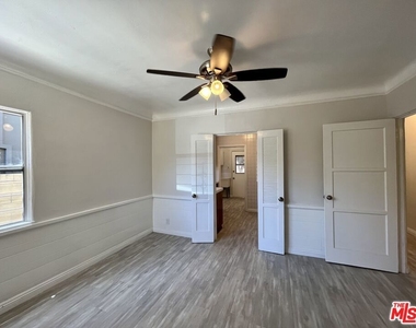 1807 S Redondo Boulevard - Photo Thumbnail 2