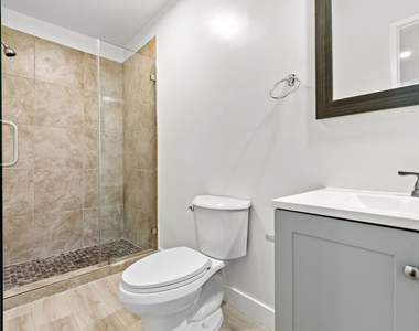 330 E Dryden Street - Photo Thumbnail 17