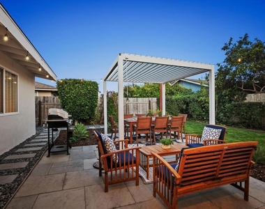 4489 Bertha Street - Photo Thumbnail 9