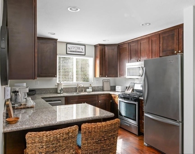 4489 Bertha Street - Photo Thumbnail 3
