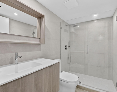 7835 Lakeside Boulevard - Photo Thumbnail 15