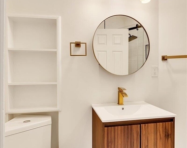 149 Jay Street - Photo Thumbnail 14