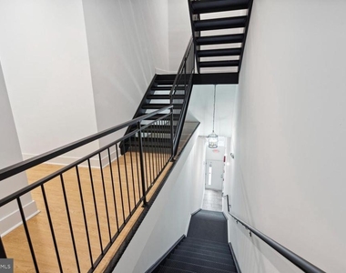 2454 N 2nd Street - Photo Thumbnail 10
