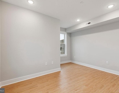 2454 N 2nd Street - Photo Thumbnail 6