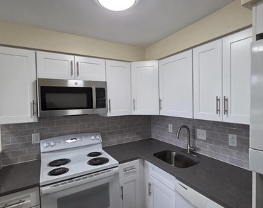 200 Prince Frederick Street - Photo Thumbnail 11