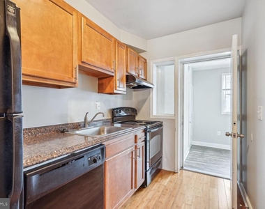 1222 Meigs Place Ne - Photo Thumbnail 6