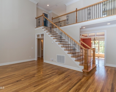 119 Broad Leaf Court - Photo Thumbnail 22