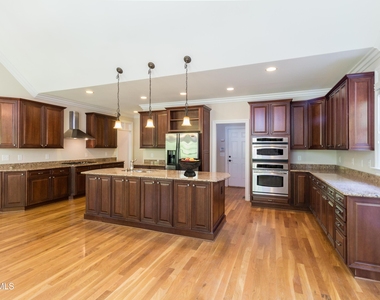 119 Broad Leaf Court - Photo Thumbnail 46