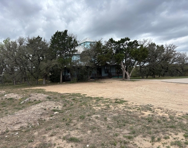 15401 Lariat Trl - Photo Thumbnail 25