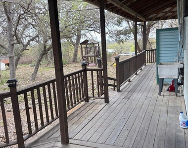 15401 Lariat Trl - Photo Thumbnail 15