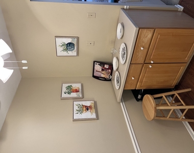 1607 Thames Court - Photo Thumbnail 5