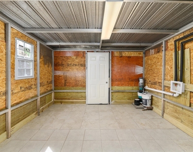 3938 Daphne Street - Photo Thumbnail 12