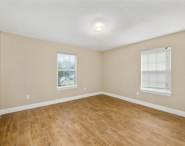 3938 Daphne Street - Photo Thumbnail 8