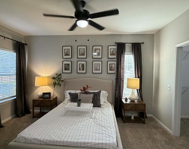 15000 W Airport Boulevard - Photo Thumbnail 13