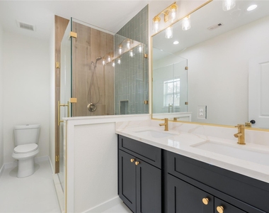 6417 Eastland Street - Photo Thumbnail 13