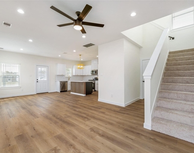 6417 Eastland Street - Photo Thumbnail 8