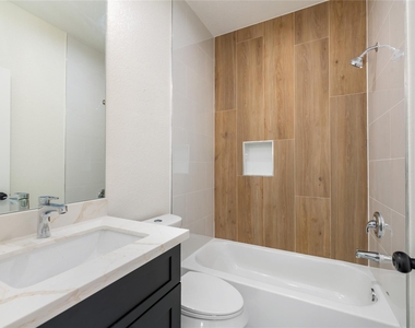 6417 Eastland Street - Photo Thumbnail 16