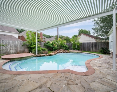 3622 Springhill Lane - Photo Thumbnail 32