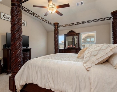 2127 Blossomcrown Drive - Photo Thumbnail 5