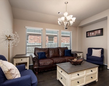 2127 Blossomcrown Drive - Photo Thumbnail 24