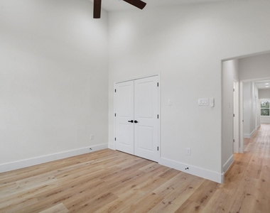 3320 Francis Street - Photo Thumbnail 17