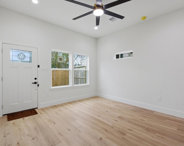 3320 Francis Street - Photo Thumbnail 14