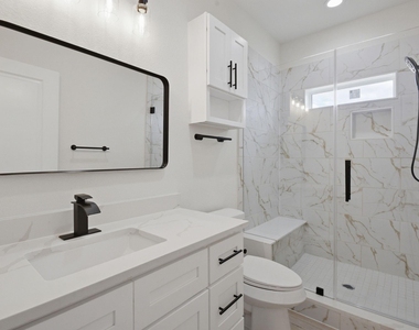 3320 Francis Street - Photo Thumbnail 23