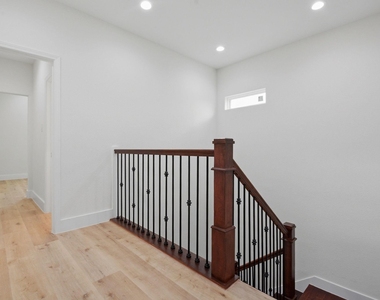 3320 Francis Street - Photo Thumbnail 16
