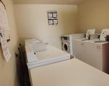 1700 N Grand Prix Drive - Photo Thumbnail 9