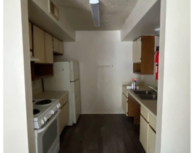 1700 N Grand Prix Drive - Photo Thumbnail 7