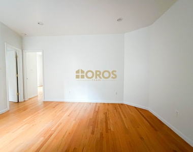 238 East 7th Street - Photo Thumbnail 1