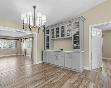 985 Quail Run - Photo Thumbnail 10