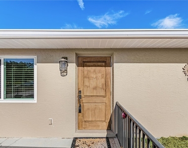 985 Quail Run - Photo Thumbnail 3
