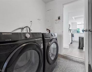 514 14th Street N - Photo Thumbnail 16