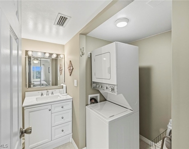 1010 Manatee Road - Photo Thumbnail 23