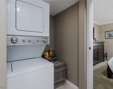 1010 Manatee Road - Photo Thumbnail 9