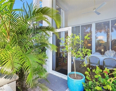 6849 Grenadier Boulevard - Photo Thumbnail 14