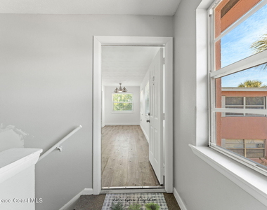 411 Madison Avenue - Photo Thumbnail 3