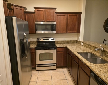 3158 Rodrick Circle - Photo Thumbnail 9