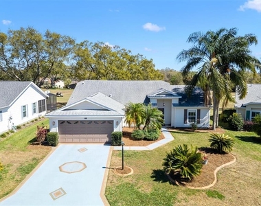 3909 River Crest Circle - Photo Thumbnail 2