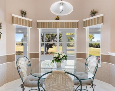 3909 River Crest Circle - Photo Thumbnail 17