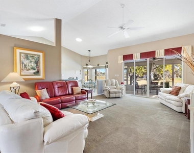 3909 River Crest Circle - Photo Thumbnail 6